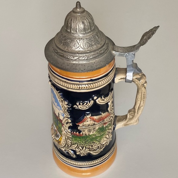 Authentic German beer stein with lid. Antique German beer mug. - Picture 12 of 15
